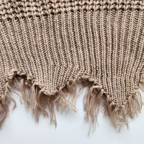 Pink Lily Distressed Frayed Sweater Taupe Long Sleeves Cute Soft Cozy Medium - Picture 9 of 16